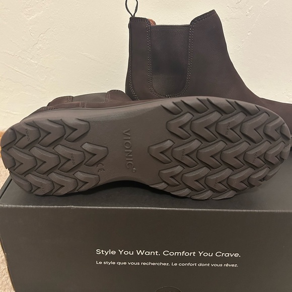 Vionic Evergreen Chelsea Boots Brown Size 6.5. Brand New! - Picture 5 of 7